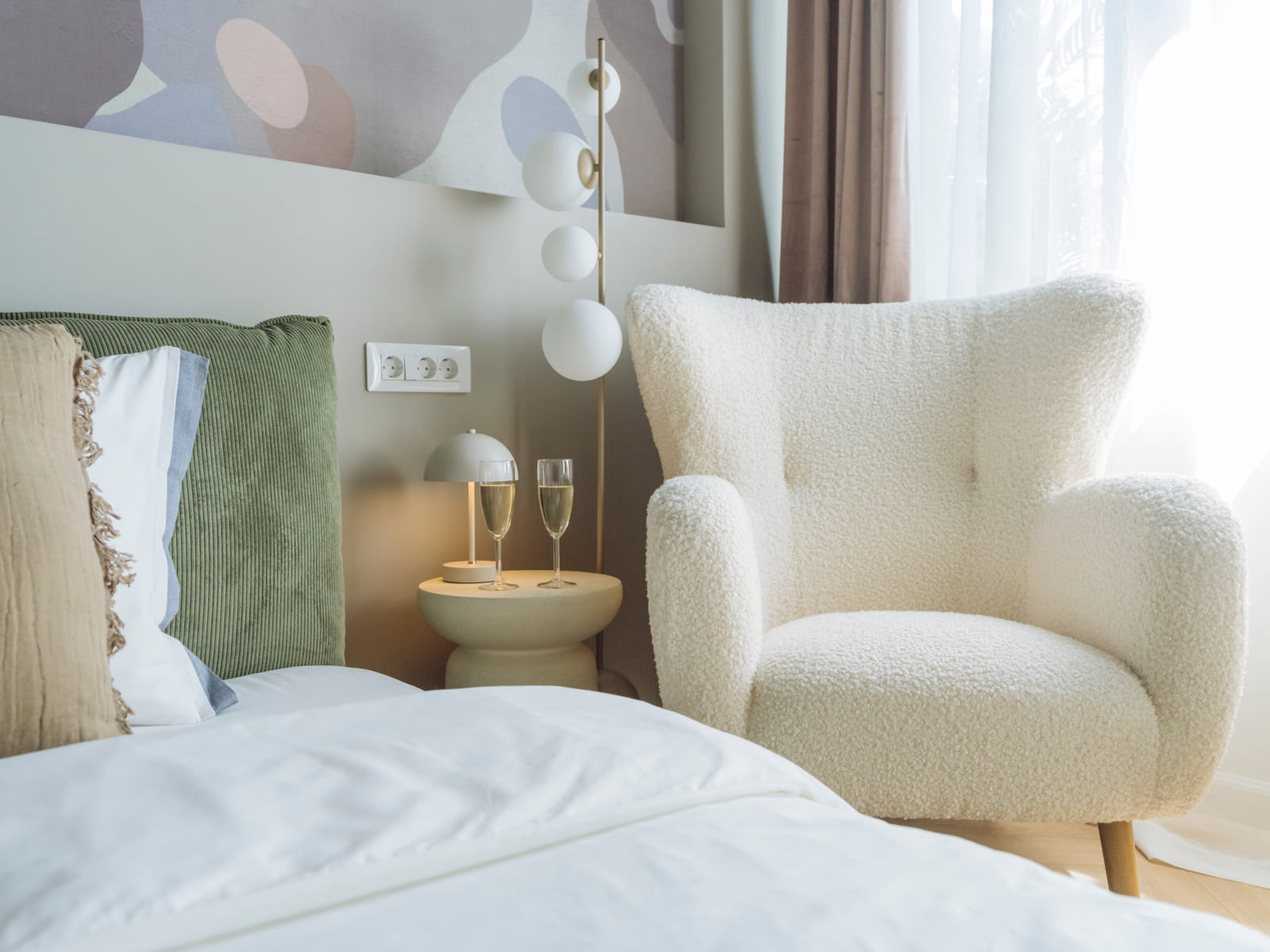 Batistei Olive — Bed and the armchair