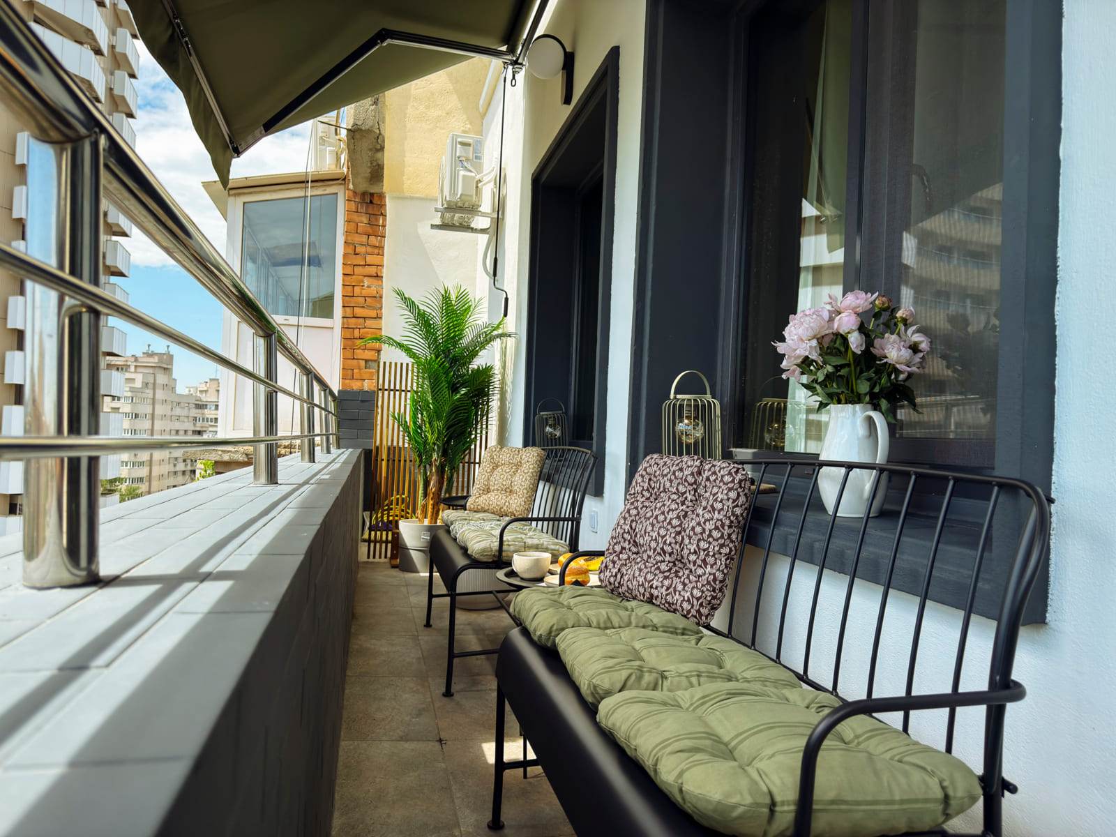 Batistei Olive — The terrace, bench and bamboo