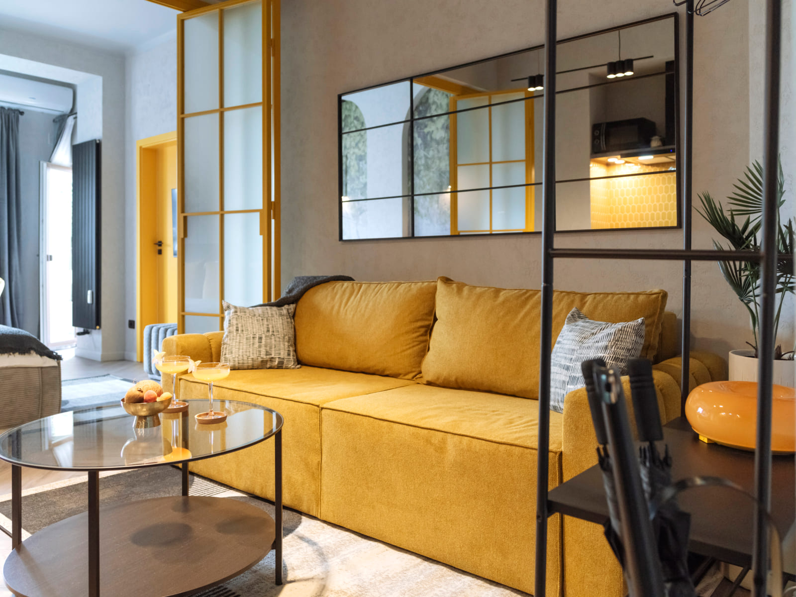 Demeter Studio 87 — Sofa and the mirrors