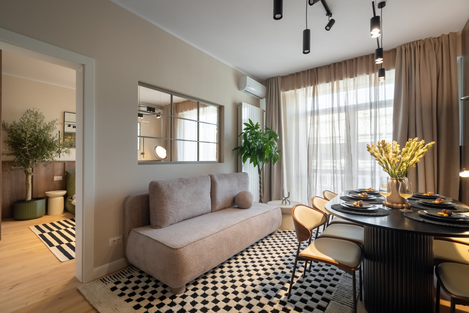 Magheru 46 — Sofa and the dining table