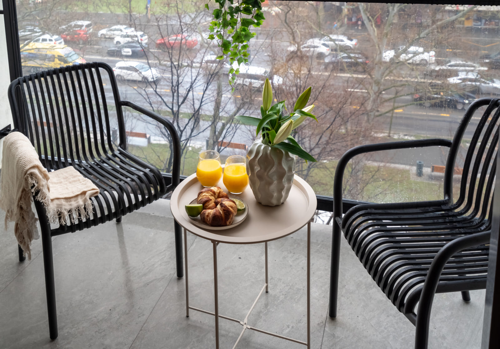 Magheru 48 — The balcony