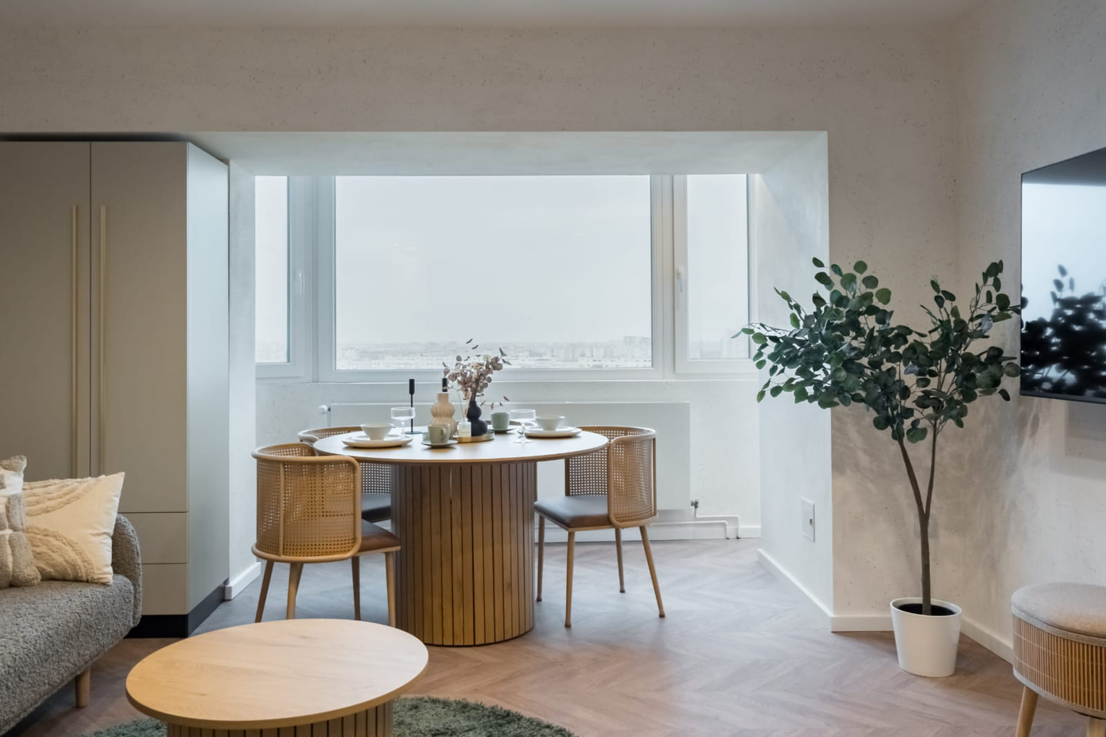 P.A.I Apartment — Dining table and the window
