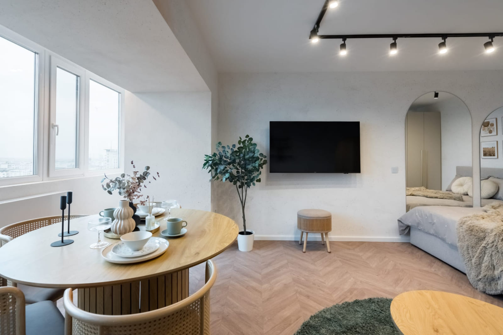P.A.I Apartment — Dining and the television