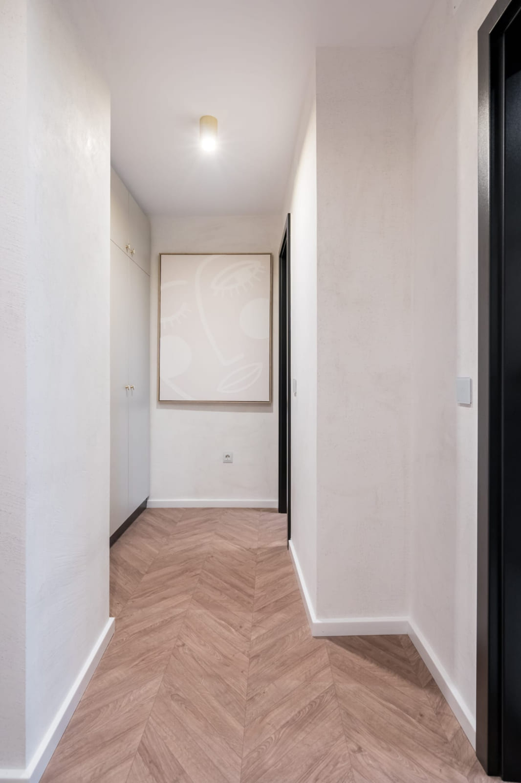 P.A.I Apartment — Entrance corridor