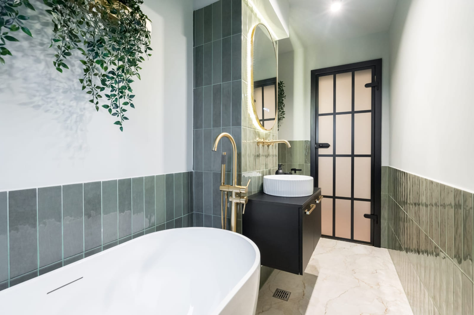 P.A.I Apartment — Bathroom, bath and basin